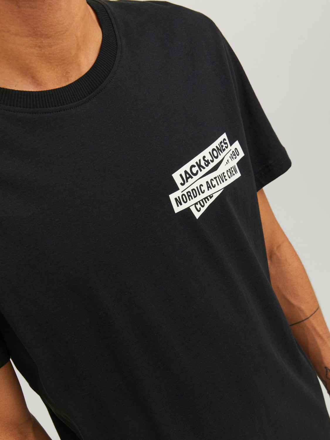 Camiseta de manga corta de algodón JCOSPIRIT - Negro