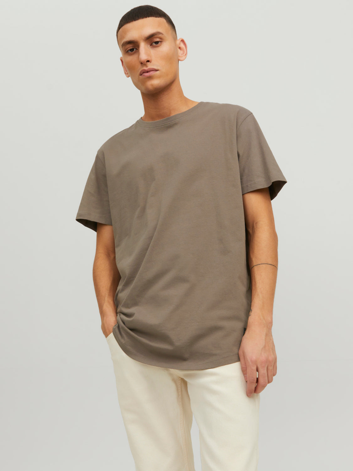 Camiseta de manga corta de algodón JJENOA - Marrón